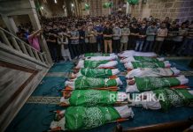 Kisah Ibu dan Anak Gugur saat Idul Fitri di Gaza