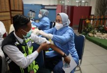 Stakeholders Bandara Hang Nadim Ikuti Vaksinasi Covid-19