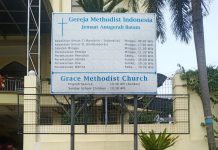 Polsek Lubukbaja Sambangi Gereja dan Himbau Prokes Sambut Natal & Tahun Baru