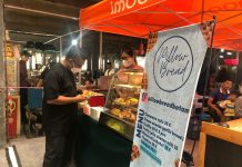 Ada Stand Pillow Bread di Icip-Icip Food Festival