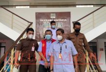 Kejari Batam Tetapkan Mantan Kepsek SMAN 1 Batam Tersangka Dugaan Korupsi Dana BOS