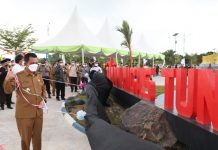 Gubernur Ansar Ahmad Resmikan Taman Migas Tun Telani Dompak