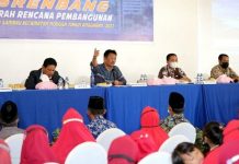Warga Antusias Sambut Kedatangan Walikota Batam di Musrenbang Kelurahan Sambau