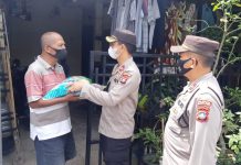 read news – Polsek Batuaji Bakti Sosial Kepada Warga Terdampak Covid-19