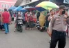 read news – Berikan Rasa Aman Warga, Anggota Polsek Bengkong Diterjunkan di Pasar Takjil