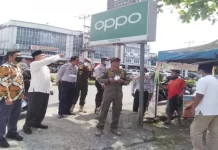 read news – DPMPTSP Tanjungpinang Akan Bongkar Reklame Tidak Bayar Pajak