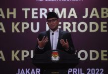 read news – Hasyim Asy’ari Ketua KPU Periode 2022-2027