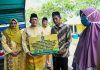 read news – Gubernur Ansar Serahkan Bantuan Hibah untuk Rumah Ibadah di Tambelan