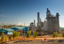 read news – Listrik Padam Jelang Sahur, PLN Batam : Jalur Transmisi Tersambar Petir