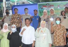 read news – Berbagi Kasih dengan Lansia Batam, Ini Aksi Sosial yang dilakukan GOW