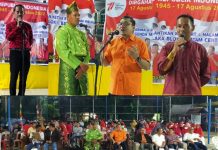 read news – Aneka Acara Hiburan Warnai Malam Puncak HUT RI RT 05 RW 04 Baloi Permai