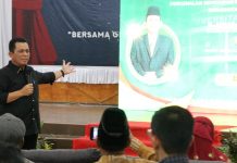 read news – Gubernur Ansar Ahmad Sapa Mahasiswa Baru, Ini Arahannya