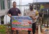 read news – Nelayan Selalu Diingatkan Berhati-hati saat Cuaca Buruk Anggota Polsek Bulang rajin menyampaikan himbuan kepada nelayan di Kecamatan Bulang, untuk mengatisipasi ancaman dan dampak cuaca buruk, Rabu (19/10/2022).. (Foto : muhammad amin - batamtv.com)