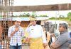 read news – BLK Karimun Bakal Lahirkan Tenaga Kerja yang Profesional Gubernur Kepri Ansar Ahmad (tengah) saat mengecek langsung proyek pembangunan Balai LAtihan Kerja di Kabupaten Karimun Rabu (11/10/2022) (F: dwi susilo - batamtv.com)