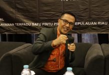 read news – Komite Olahraga Masyarakat Indonesia Ikut Ramaikan PHRI Fest Ketua Kormi Kepri yang juga Ketua Komisi 2 DPRD Kepri menegaskan, Kormi akan menurunkan sejumlah atraksi dalam PHRI Fest November mendatang. (F: muhammad amin - batamtv.com)