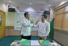 read news – Semua Pihak yang Terlibat di Porprov Kepri V Dicover BPJS Ketua KONI Kepri USep RS Kanan) dan Kepala BPJS Ketenagakerjaan Sony Suharsono usai meneken kerjasama Rabu (2/11/2022) di Batam . (Foto : muhammad amin - batamtv.com)