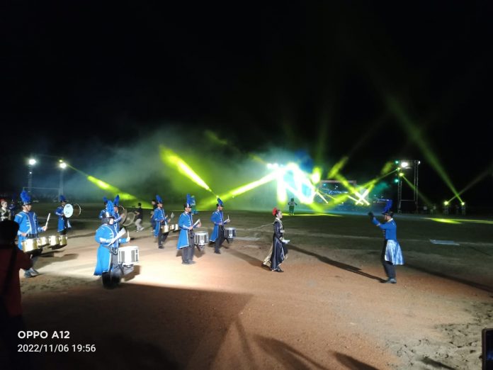 Ajang parade peserta yang ikut dalam Porprov V Kepri di Stadion Megat Alang Perkasa Tanjunguban Kabupaten Bintan , Minggu ()6/11/2022) (Foto : dwi susilo - batamtv.com)