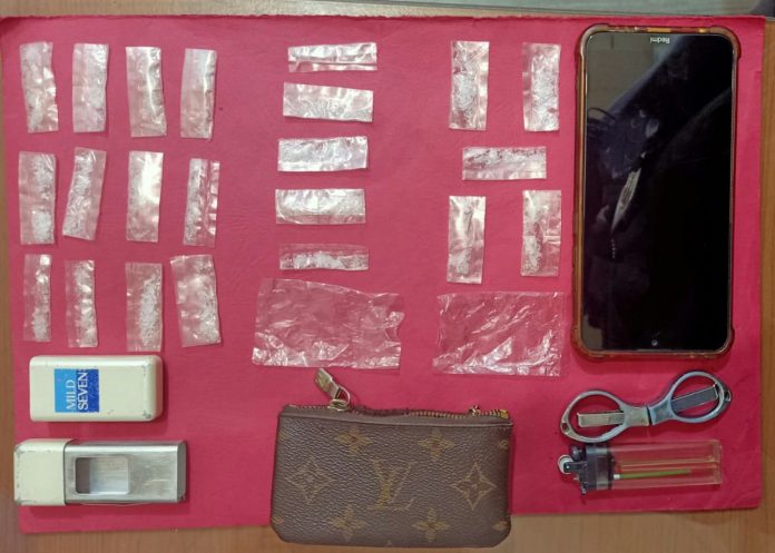 Inilah barang bukti sabu milik DM yang berhasil diamankan oleh Polisi , Selasa (15/11/2022) (Foto : dwi susilo - batamtv.com)
