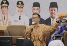 read news -Menggarap Investasi di Kepri, Wahyu: Harus ada Tim Investasi Ketua Komisi 2 DPRD Kepri, Wahyu Wahyudin, meminta ke Gubernur Ansar Ahmad untuk membentuk Tim Investasi Daerah, Kamis (3/11/2022). (Foto : abyaqsa ra - batamtv.com)