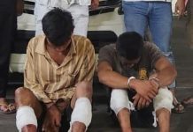 read news – Diculik Empat Orang Pakai Mobil, Harta Dua Remaja ini Dirampas Dua pelaku dari tiga pelaku perampasan terhadap dua remaja. Ketiga pelaku dibekuk jajaran Reskrim Polsek Sagulung. (Foto : muhammad amin- batamtv.com)