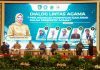 read news – Dialog Lintas Agama dalam Kasus Kekerasan Perempuan dan Anak di Kepri Ketua Lembaga Koordinasi Kesejahteraan Sosial (LKKS) Provinsi Kepulauan Riau Dewi Kumalasari Ansar (keempat dari kiri) membuka secara resmi kegiatan Dialog Lintas Agama Provinsi Kepulauan Riau tahun 2022 di Aula Wan Seri Beni, Dompak, Rabu (21/12). Dari perspektif agama Dewi Ansar melihat dalam setiap agama tentunya menjunjung tinggi martabat wanita dan menempatkan anak-anak sebagai karunia Tuhan Yang Maha Kuasa dan wajib dijaga dan dilindungi sebagai amanah sang pencipta yang kelak akan dipertanggungjawabkan. (Foto : Dwi Susilo - batamtv.com)