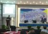 read news – Nelayan Bintan Gunakan Alat Tangkap Ikan Ramah Lingkungan Kepala Dinas Perikanan Bintan Fachrimsyah menjelaskan sosialisasi ini digelar kepada nelayan agar setiap peralatan tangkap yang digunakan sesuai dengan lingkungan, Rabu (7/12) pagi di Bintan. Ia menyebutkan ada ada 1.500 pics jaring udang, 265 roll kawat bubu dan 1.000 pics bubu ketam yang akan disalurkan. untuk nelayan. (Foto : Dwi Susilo - batamtv.com)