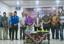 read news – Sekda Resmikan Fasum, Lurah Tanjung Riau Lantik RT 03/XVI