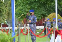 read news – HUT Polairud ke 72, Kapolda Kepri: Ajang Evaluasi Kinerja Kapolda Kepri Irjen Pol. Dr. Aris Budiman,M.Si saat menjadi Inspektur Upacara HUT Polairud ke 72 di Lapangan Upacara Mapolda Kepri , Senin (05/12/2022). Aris Budiman menyebut tugas Polairud semakin kompleks yakni deteksi dini, preventif dan preemtif hingga penegakkan hukum diwilayah perairan seluruh Indonesia. Dia juga menekankan terus digalakkannya patroli perbatasan, ilegal fishing, patroli di Selat Malaka. (Foto : Muhammad Amin - batamtv.com )
