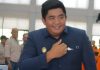 read news – Dua Hektar Lahan di Bintan Disiapkan untuk Bangun Markas Kodim Bupati Bintan, Roby Kurniawan sudah menyiapkan lahan seluas 2 hektare untuk pembangunan gedung Makodim Bintan. Planing tersebut disampaikan oleh Bupati Bintan Roby Kurniawan. Dia mengatakan lahan itu berada dekat lereng bukit persis dekat Kantor Dinas PUPR dan Disdukcapil Bintan, Rabu (28/12/2022). ( foto : dwi susilo - batamtv.com)