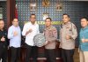 read news – Pererat Silaturahmi, Kapolresta Barelang Terima Kunjungan PLN Batam