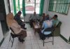 read news – Anggota PPK Lubukbaja Sambangi Kantor Polsek Kehadiran para Komisioner PPK Kecamatan Lubukbaja dengan ketuanya ketua Salman Achmad (duduk di sofa kanan, paling kanan) di Polsek Lubuk Baja, Selasa (10/01/2023). Kunjungan PPK ini dalam rangka silaturahmi dan koordinasi bertempat di Mako Polsek Lubuk Baja. Ketua PPK Salman Achmad didampingi anggota Lisensia Lidwyna Nina Junita Sari, Zulbakri dan Suparman.. ( foto : abyaqsa ramadan - batamtv.com)