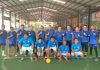 read news – Turnamen Futsal Pengurus Kwarcab se Batam Dimulai Inilah para tim yang berlaga Turnamen Futsal antar Kwartir Ranting (Kwarran) se-Kwartir Cabang (Kwarcab) Batam di lapangan Go Futsal Kawasan Golden City, Bengkong, Batam, Provinsi Kepulauan Riau (Kepri), Minggu (15/1/2023) pagi. Setdako Batam , Jefridin (keenam deret belakang) berpesan, turnamen ini merupakan ajang silaturahmi, mencari kegembiraan, serta demi kebugaran badan, jadi bermain santai tak perlu ngotot, jaga kekompakan dan silaturahmi. ( foto : abyaqsa ramadan - batamtv.com)