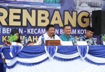 read news- Warga Belian Apresiasi Pembangunan Kota Batam Wali Kota Batam Muhammad Rudi menyampaikan apresiasi kepada masyarakat Batam yang selama ini tak lelah turut andil membangun Batam. (Foto : muhammad amin - batamtv.com)