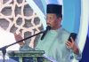 read news – STQ Sagulung Resmi Dibuka Walikota Batam Walikota Batam HM Rudi saat menghadiri Pembukaan STQ mulai digelar di Kecamatan Sagulung Kota Batam, di Masjid Darul Muttaqin Tunas Regency, Kelurahan Sei Binti, Sagulung, Minggu (5/2/2023) malam. Wali Kota Batam Muhammad Rudi juga membuka bazar yang dibuka resmi oleh Wakil Gubernur Kepri yang juga Ketua LPTQ Kepri, Marlin Agustina Rudi. ( Foto : abyqsa ramadana - batamtv.com)