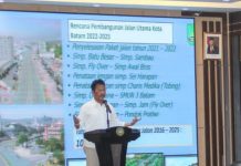 read news – Pembangunan Infrastruktur di Batam Diprioritaskan , Ini Alasannya Wali Kota Batam, Muhammad Rudi saat membuka langsung Forum Perangkat Daerah Kota Batam Tahun 2023, di lantai IV Kantor Wali Kota Batam, Senin (27/2/2023). (Foto : muhammad amin - batamtv.com)