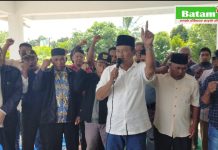 read news – Gelar Pertemuan, Masyarakat Perkampungan Pesisir Rempang Tolak Direlokasi