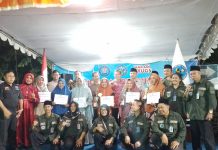 read news – Pengukuhan DPD Barisan Anti Narkoba Nasional Kepri, Amsakar: Mari Perangi Penyalahgunaan Narkoba Wakil Wali Kota Batam, Amsakar Achmad menghadiri pengukuhan Pengurus DPD Barisan Anti Narkoba Nasional (BANN) Kepri Periode 2023-2025 di lapangan Panbil Mall, Kelurahan Mukakuning, Kecamatan Sungai Beduk Kota Batam, Minggu (27/2/2023) malam. (Foto : muhammad amin - batamtv.com)