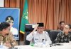 read news – Batam dan Tanah Datar Jajaki Kerja Sama Sekretaris Daerah (Sekda) Batam, Jefridin Hamid, menerima kunjungan Wakil Bupati Tanah Datar, Riki Aflian, di Kantor Wali Kota Batam, Jumat (24/2/2023). Jefridin mengatakan, pihaknya menyambut baik kunjungan tersebut sebagai tindak lanjut rencana kerja sama kedua daerah, Batam dan Tanah Datar. ( Foto : abyqsa ramadan - batamtv.com)