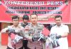 read news – Polsek Sekupang Bekuk Lima Tersangka Curanmor Kapolsek Sekupang Kompol Z A Cristopher Tamba, menjelaskan pelaku berjumlah lima orang tersangka berinisial TLP, MA, AS, HW, RNH. Kronologis kejadian terjadi berawal pada hari Minggu (22/01) sekira pukul 20.00 Wib. (Foto muhammad amin - batamtv.com)