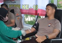 read news – Disumbangkan ke Polri, Polisi di Bintan Donor Darah
