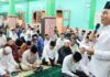 read news – Gubernur Ansar Ahmad Ajak Jamaah Masjid Al Marhamah Tingkatkan Ibadah di Ramadan Gubernur Kepri Ansar Ahmad menyambangi Masjid Al-Marhamah, Tanjungpinang, dalam rangkaian Safari Ramadhan 1444 H Jum’at (24/2023). (Foto : dwi susilo - batamtv.com)
