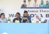 read news – Nelayan Galang tak Was-was saat Melaut Walikota Batam HM Rudi (kemeja biru tengah) saat menghadiri pertemuan dengan nelayan yang ada di Galanng, Sabtu (18/3/2023) . (Foto: abyaqsa ramadan-batamtv.com)