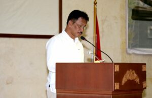 (Foto : abyaqsa ramadan - batamtv.com) Walikota Batam HM Rudi mengatakan saat ini BP Batam dan Pemko Batam tengah menggesa proyek bundaran di jalan masuk Bandara Hang Nadim Batam . Proyeknya bernama Bundaran Bandara Hang Nadim Batam . (Foto : abyaqsa ramadan - batamtv.com)
