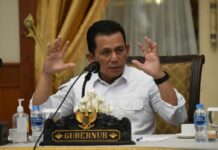 read news – Jadwal Operasi Pasar Murah Disperindag Kepri di Bintan Gubernur Kepri menyebut jadwal pasar murah yang akan digelar Disperindag Kepri adalah 30-31 Maret di Kampung Bugis, 1-2 April di Bintan Center, 8-9 April di Senggarang, dan 17-18 April di Bintan Center. (Foto : dwi susilo - batamtv.com)