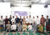 read news – Jefridin Ajak Warga Jadikan Batam Bandar Dunia Madani Stdako Batam Jefridin (keempat dari kiri) saat bersma para alim ulama di masjid Masjid Nurus Syifa’ di Tanjungsengkuang (Foto : abyaqsa ramadan - batamtv.com)