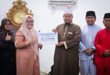 read news – Ketua TP PKK Hadiri Safari Ramadan di Masjid Bahrul Ulum Ketua TP-PKK Kota Batam, Marlin Agustina menghadiri agenda Safari Ramadan Pemerintah Kota Batam di Masjid Bahrul Ulum, Bengkong Kolam, Sadai, pada Selasa (4/3/2023). (Foto : abyaqsa ramadan - batamtv,com)