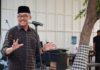 read news – Kaum Muda Influencer Berpotensi Besarkan Pariwisata Batam Melalui Medsos Hal ini disampaikan oleh Setdako Batam Jefridin , saat gelaran silaturahmi bersama milenial Batamdan para muda influencer untuk turut mempromosikan Batam dan bijak bersosial media, di Kasta Coffee, Bengkong Laut, Kamis (6/4/2023). (Foto : abyaqsa ramadan - batamtv.com)