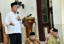 read news – Ansar Ahmad Sambangi Masjid Al-Muttaqin Palmatak di Anambas