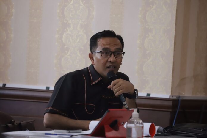 Politisi PKS Wahyu Wahyudin yang juga merupakan Ketua Komisi II DPRD Kepri berharap investasi Rp 381 Triliun di Pulau Rempang, Batam tidak merugikan masyarakat sekitar.. (Foto : muhammad amin - batamtv.com)