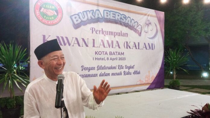 (Foto : abyaqsa ramadan - batamtv.com) Ketua Kawan Lama Hermanto Nur menyebut hingga saat ini Perkumpulan Kawan Lama juga tetap eksis dalam pembangunan Kota Batam, termasuk memberikan masukan-masukan pada pemerintah. (Foto : abyaqsa ramadan - batamtv.com)